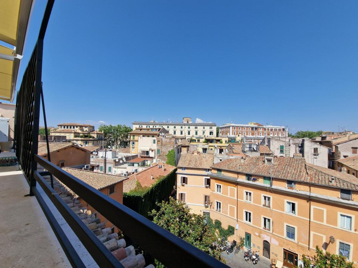 Luxury Top Floor In Trastevere Рим Экстерьер фото
