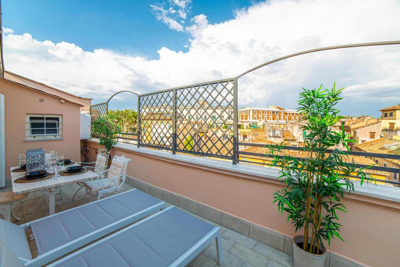 Luxury Top Floor In Trastevere Рим Экстерьер фото