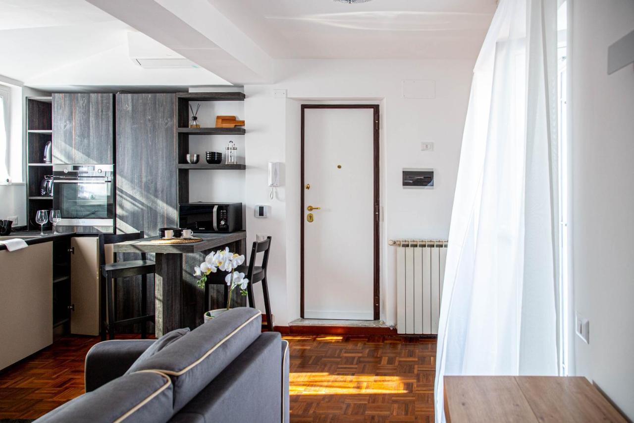 Luxury Top Floor In Trastevere Рим Экстерьер фото