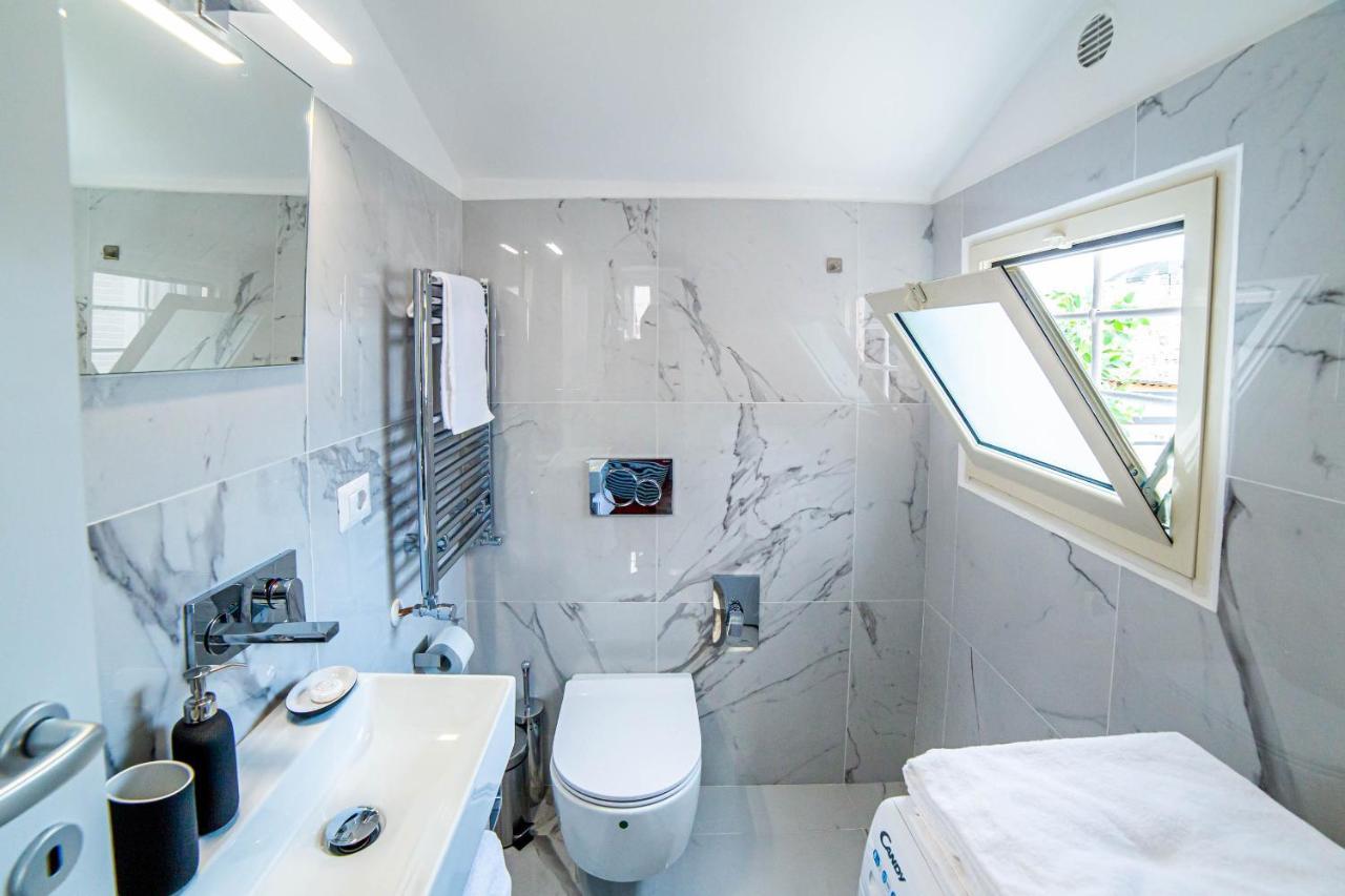 Luxury Top Floor In Trastevere Рим Экстерьер фото