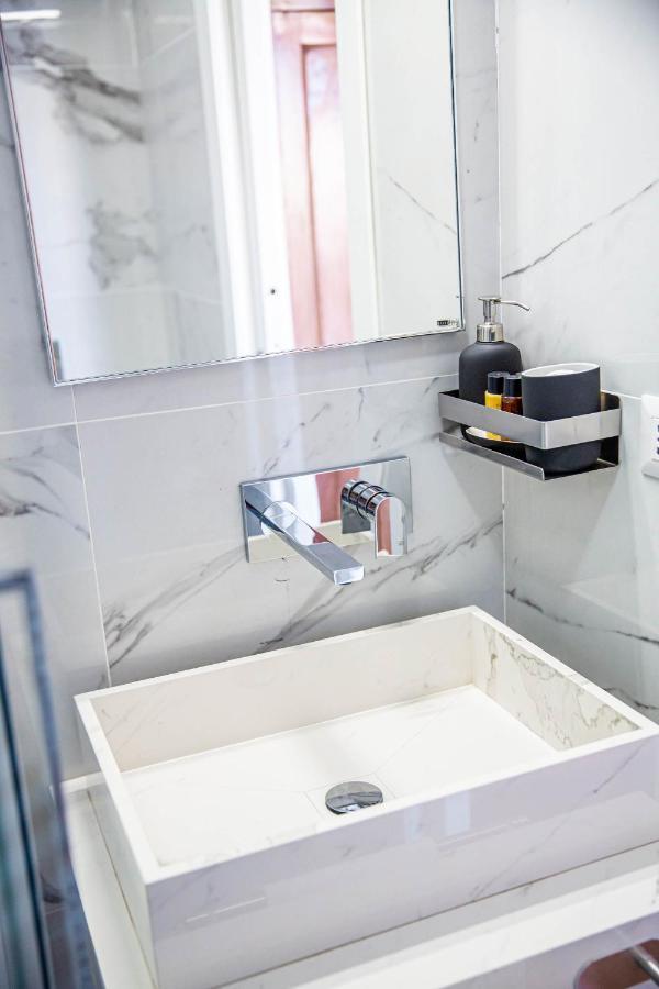 Luxury Top Floor In Trastevere Рим Экстерьер фото
