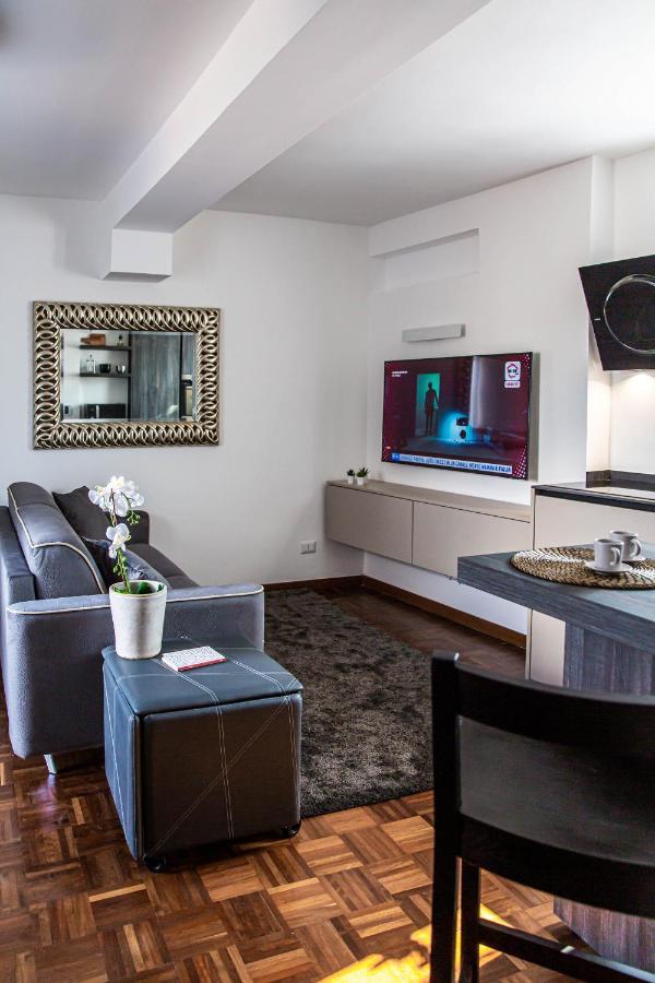 Luxury Top Floor In Trastevere Рим Экстерьер фото
