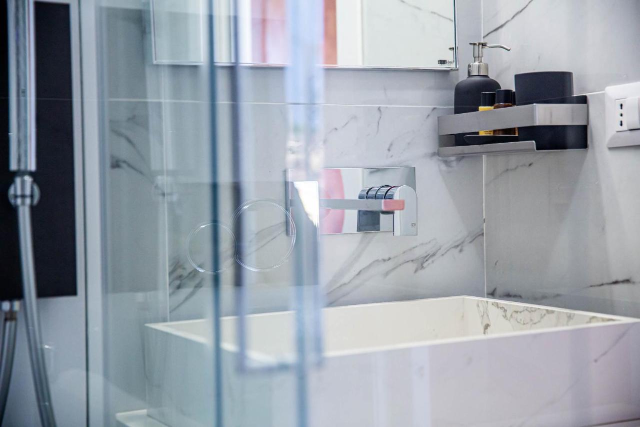 Luxury Top Floor In Trastevere Рим Экстерьер фото