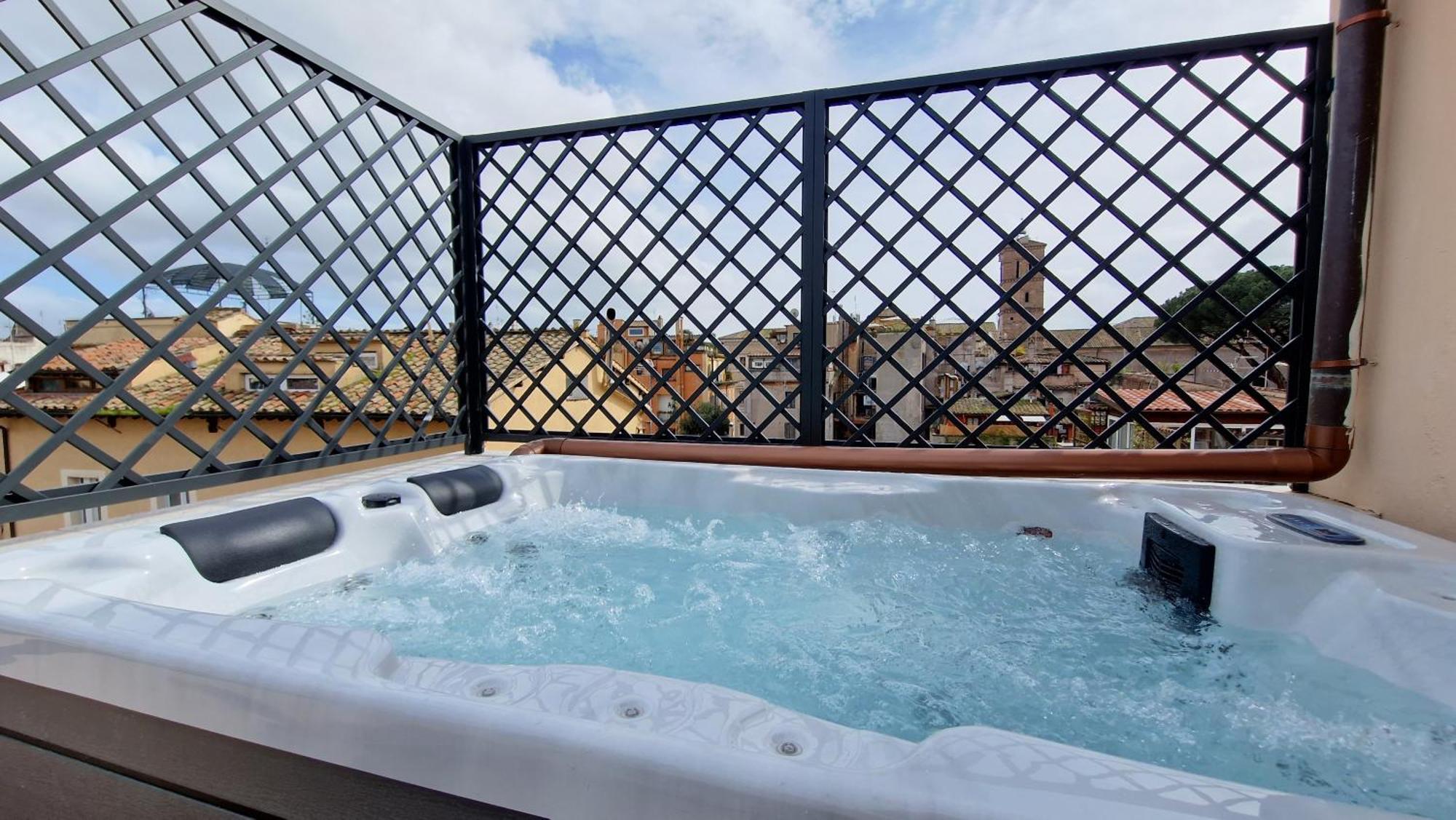 Luxury Top Floor In Trastevere Рим Экстерьер фото